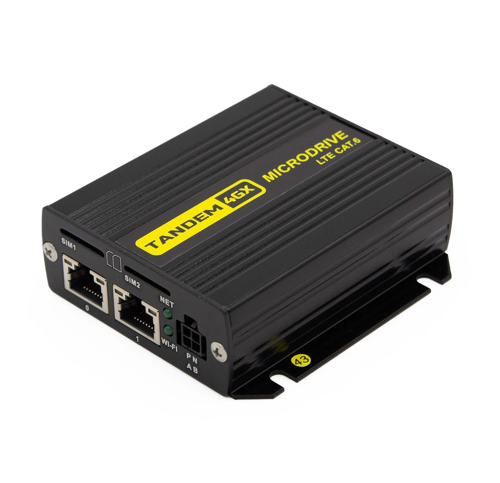 Промышленный роутер Tandem-4GX-61 с поддержкой PoE LTE Cat.6